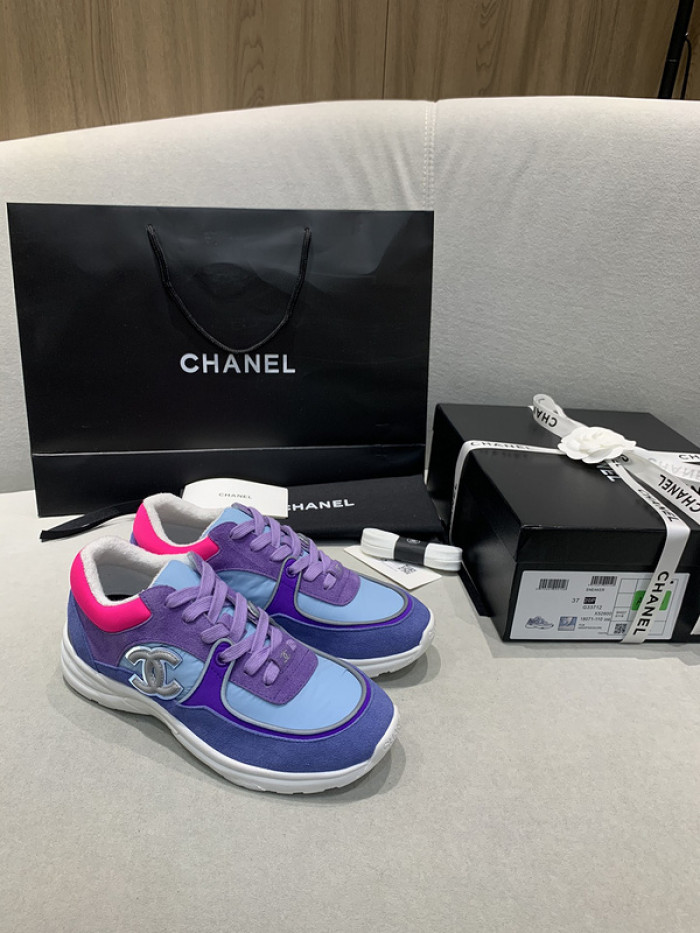 cn cc logo sneaker