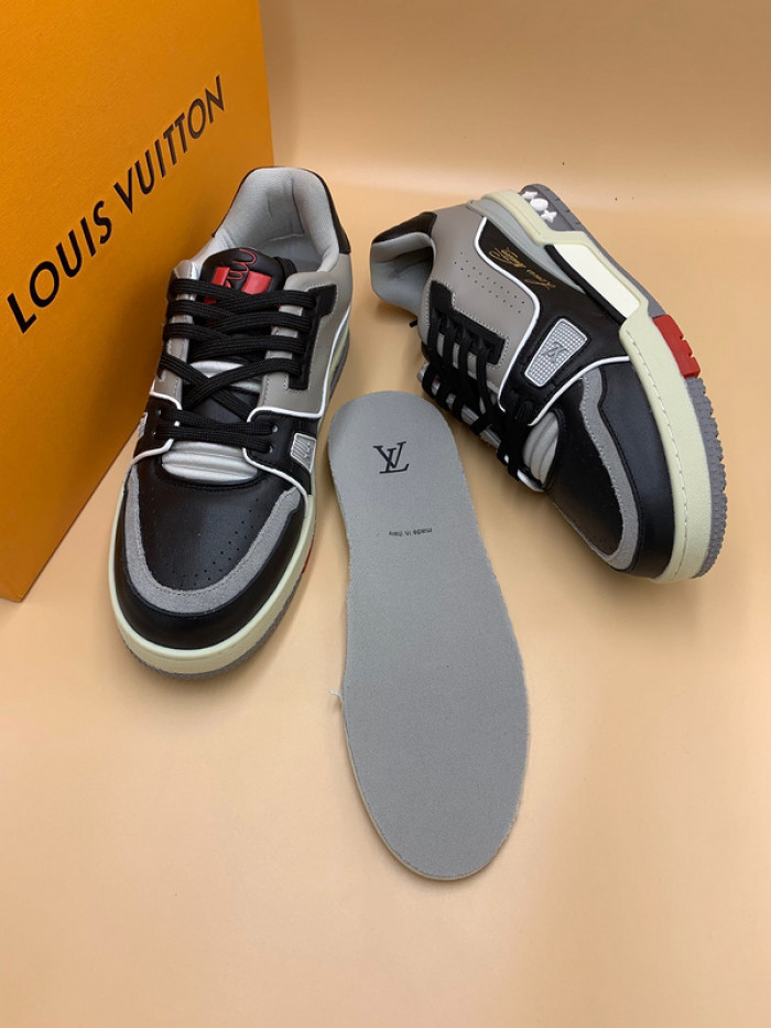 lovt sneaker